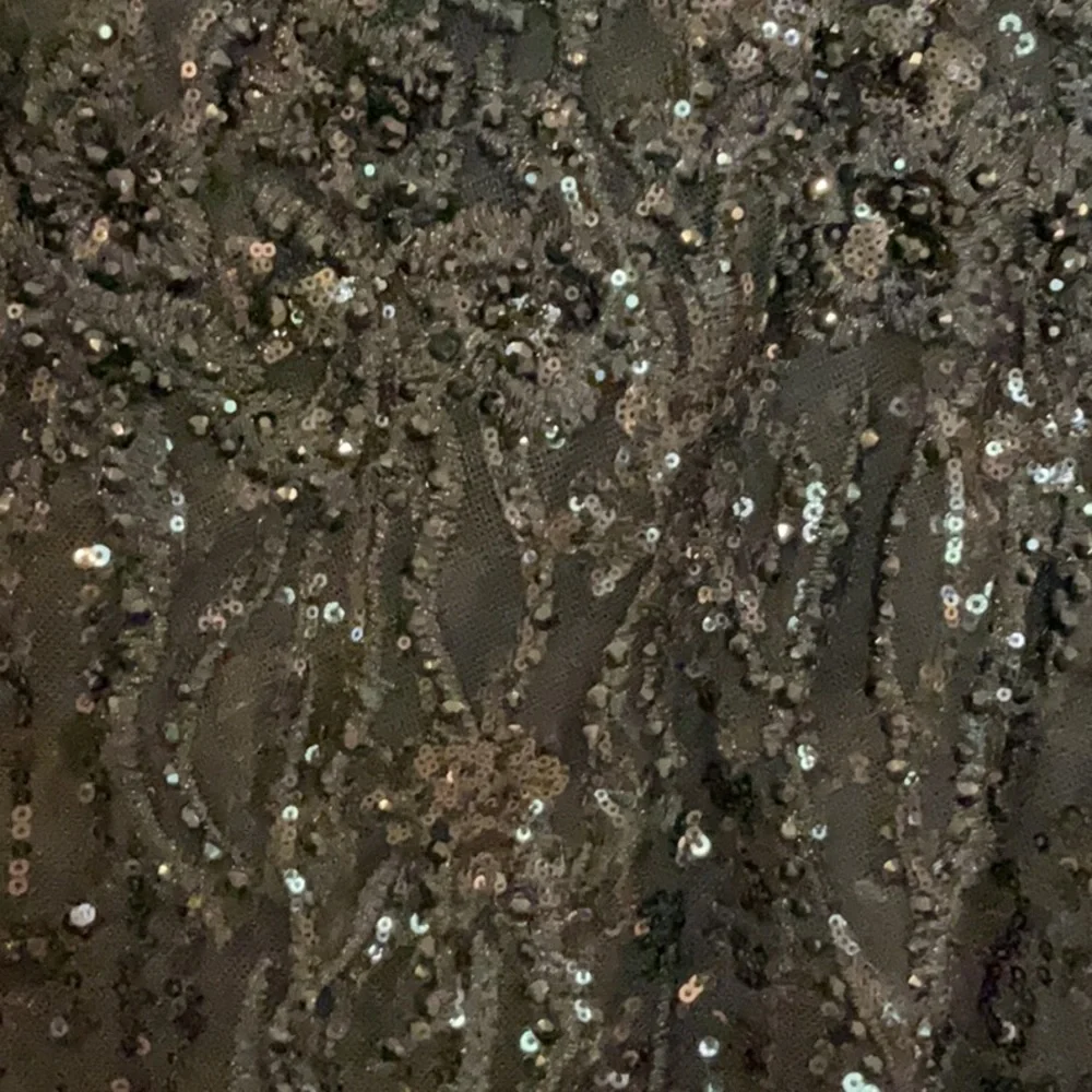 ✔️ MAC DUGGAL - Black Cap Sleeve Embellished A Line Dress - Picture 7 of 12